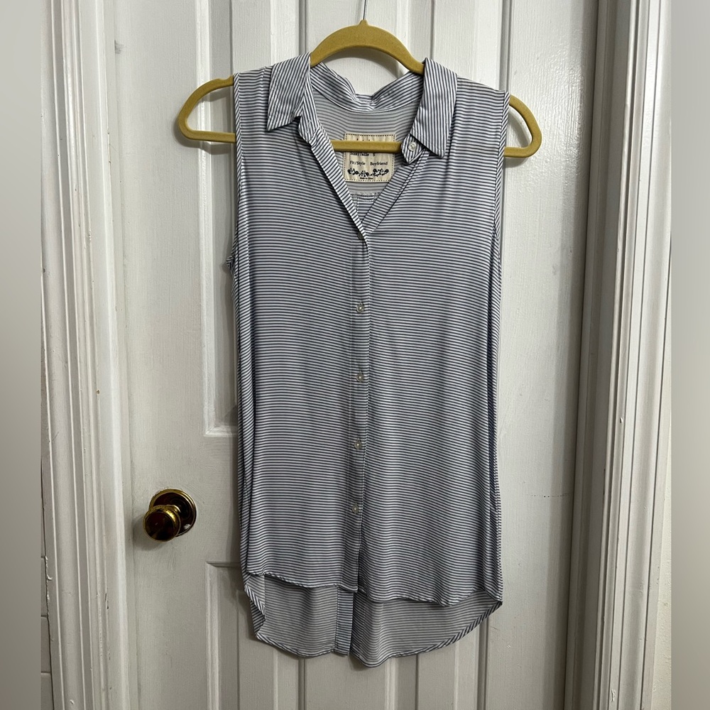 Girl Krazy Button Down Collared Women’s Blouse - Size S